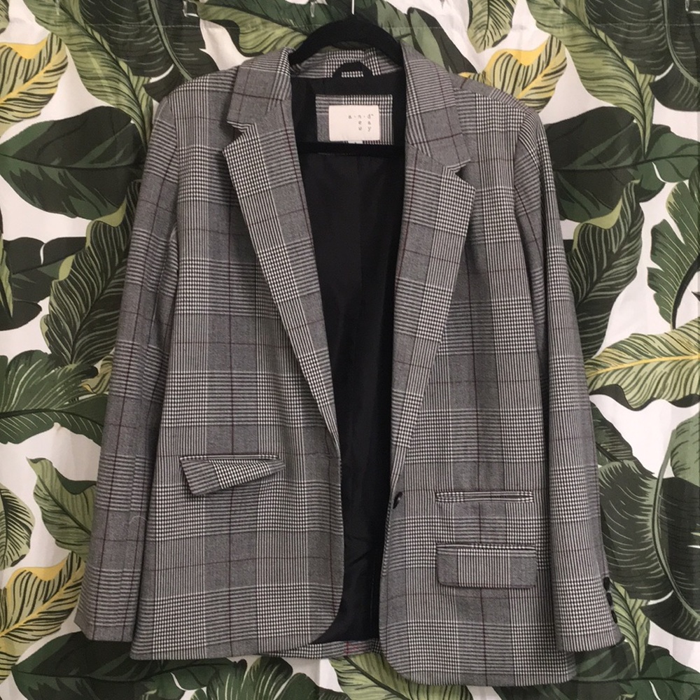 Great condition Plaid blazer